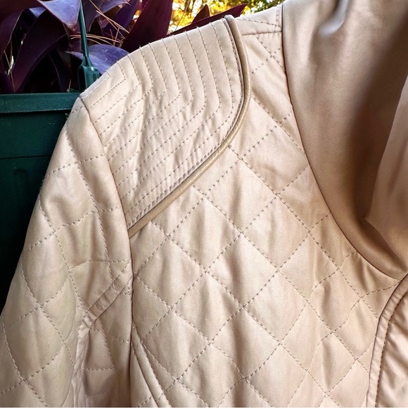 A pea in the pod maternity coat jacket quilted and belted small - Picture 5 of 9